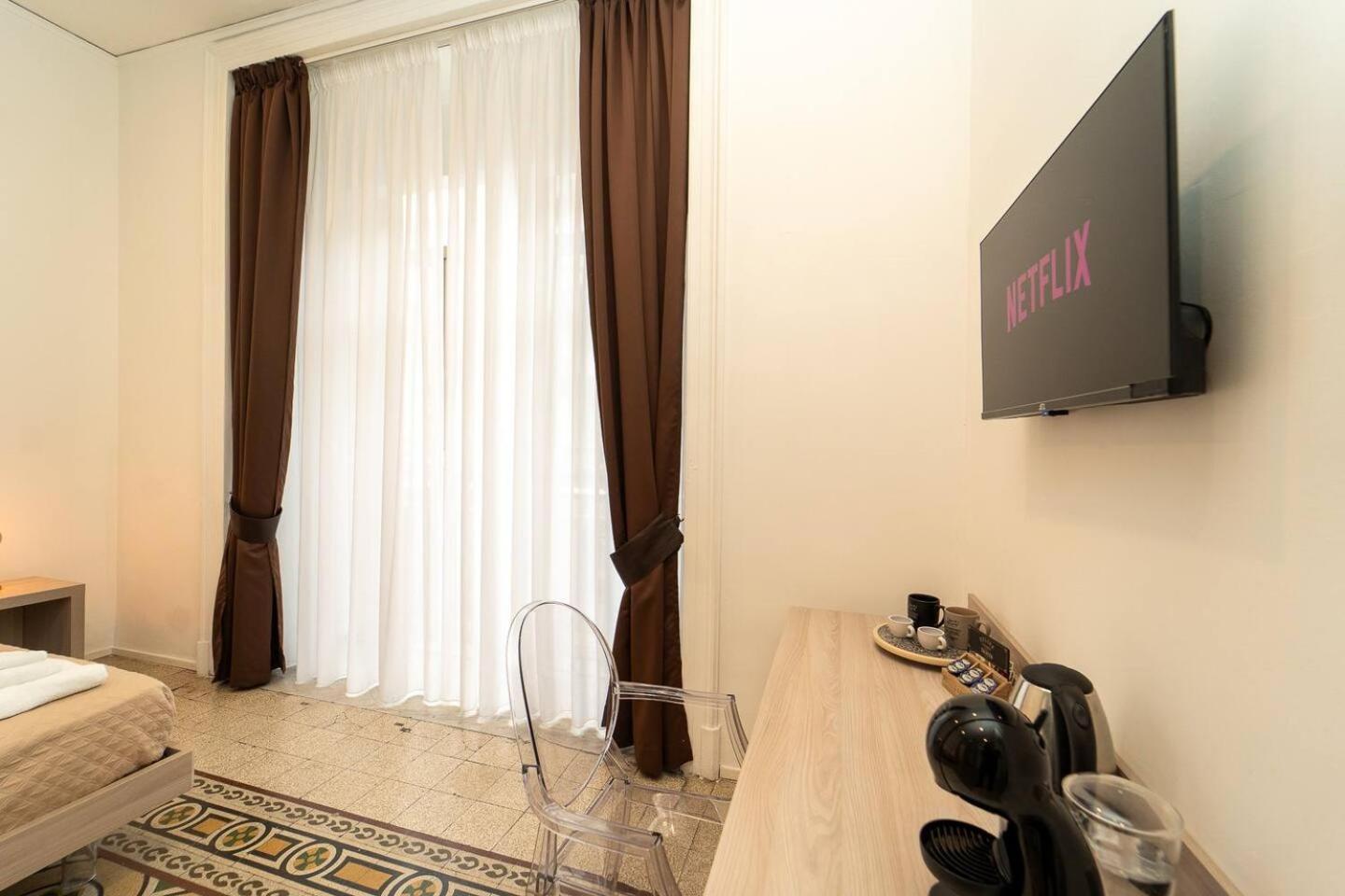 La Piazza Suite เนเปิลส์ ภายนอก รูปภาพ