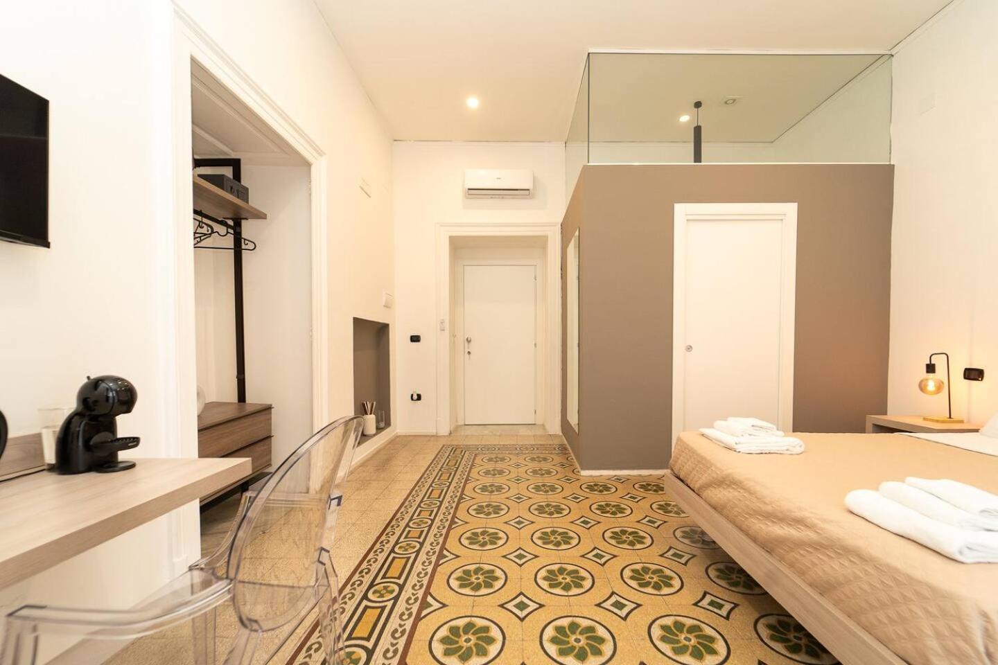 La Piazza Suite เนเปิลส์ ภายนอก รูปภาพ