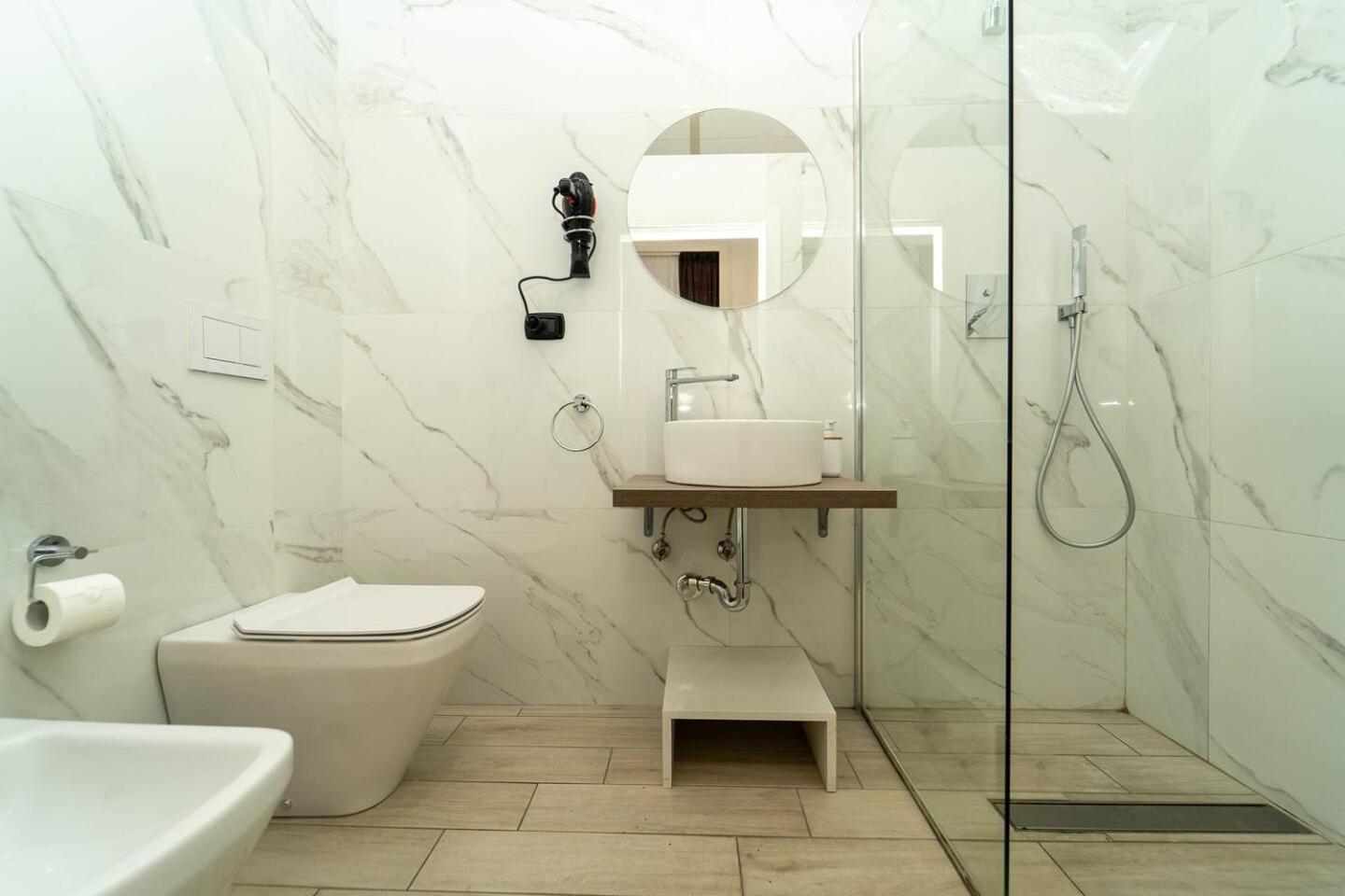 La Piazza Suite เนเปิลส์ ภายนอก รูปภาพ